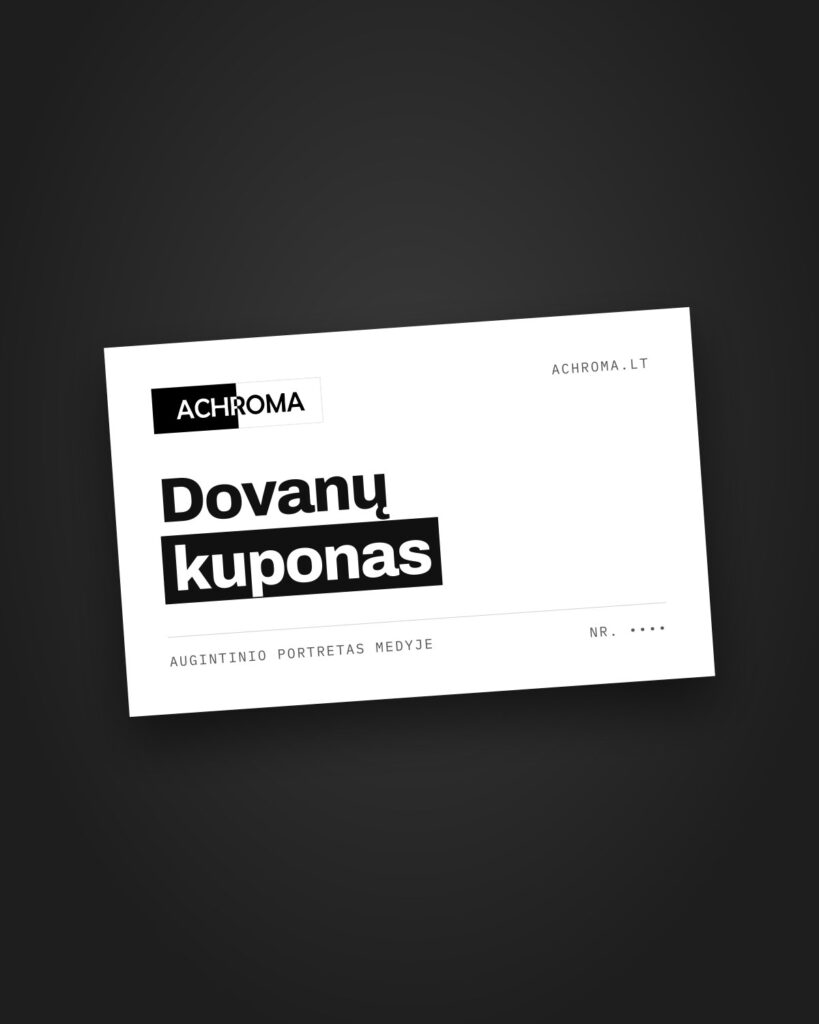 Baltas ACHROMA dovanų kuponas tamsiame fone